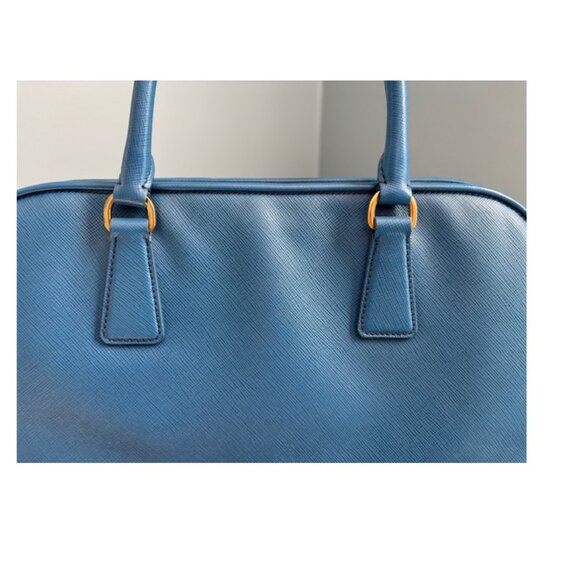 Authentic Prada Saffiano Leather Dome Tote in Beautiful Blue - Picture 9 of 16